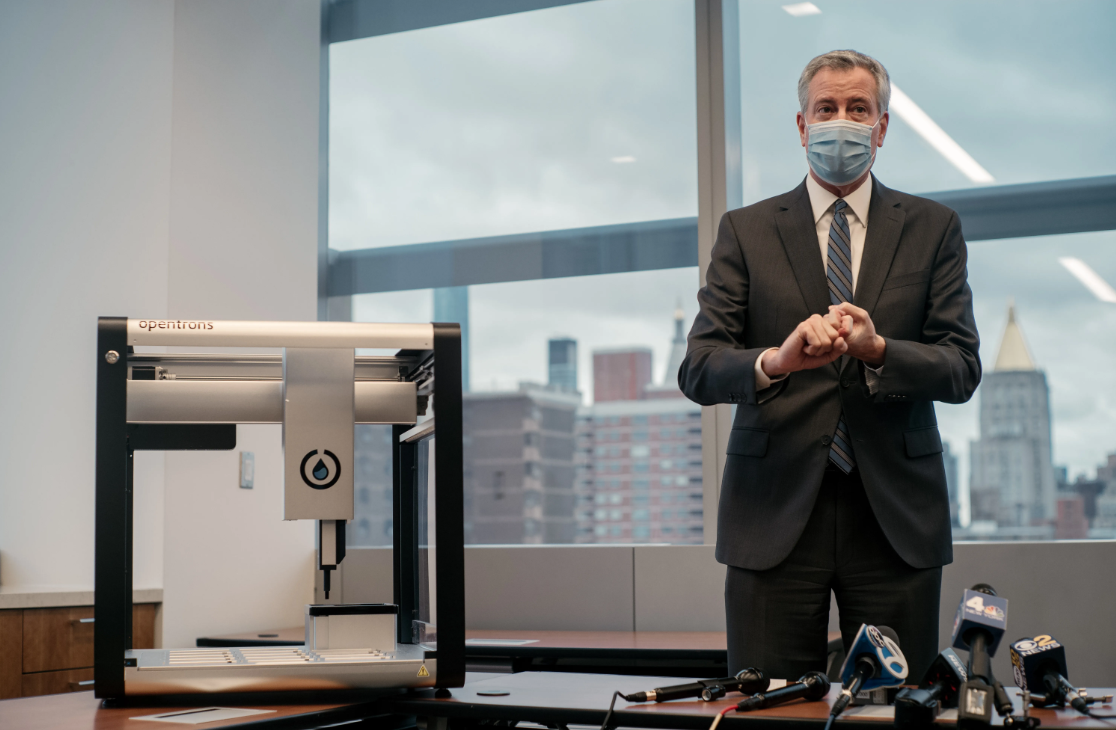 PHOTOS: Inside New York City's largest COVID-19 lab - Opentrons中国官网 image.